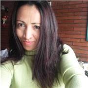 Docente primaria dicta clases a todas las áreas